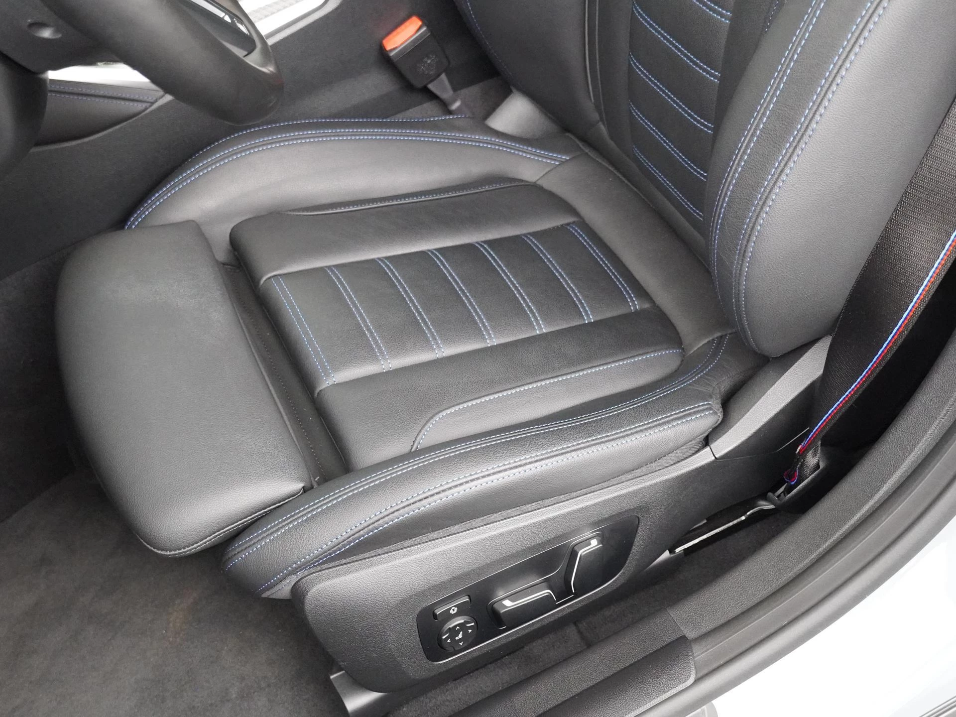 Hoofdafbeelding BMW i4