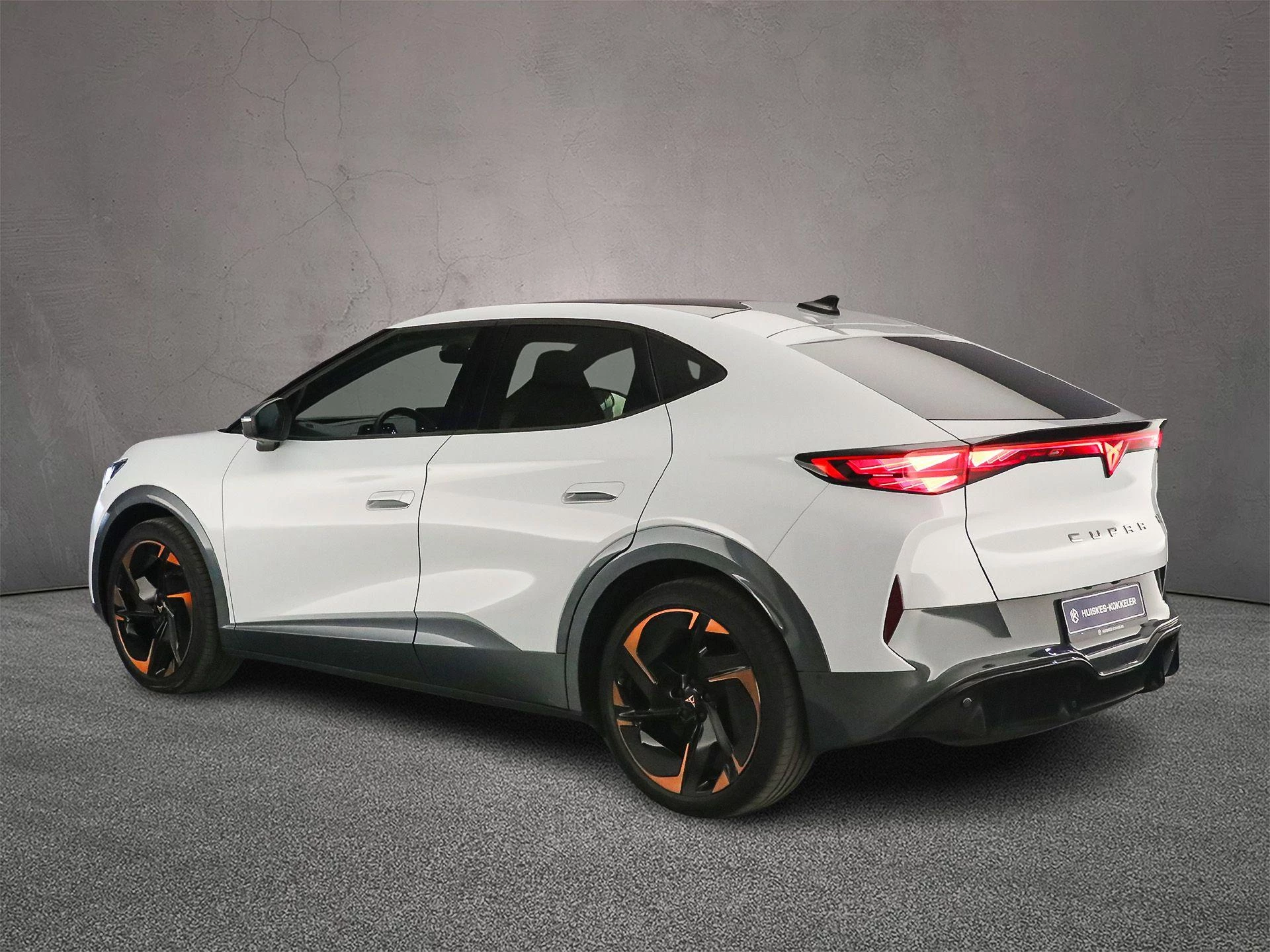 Hoofdafbeelding CUPRA Tavascan