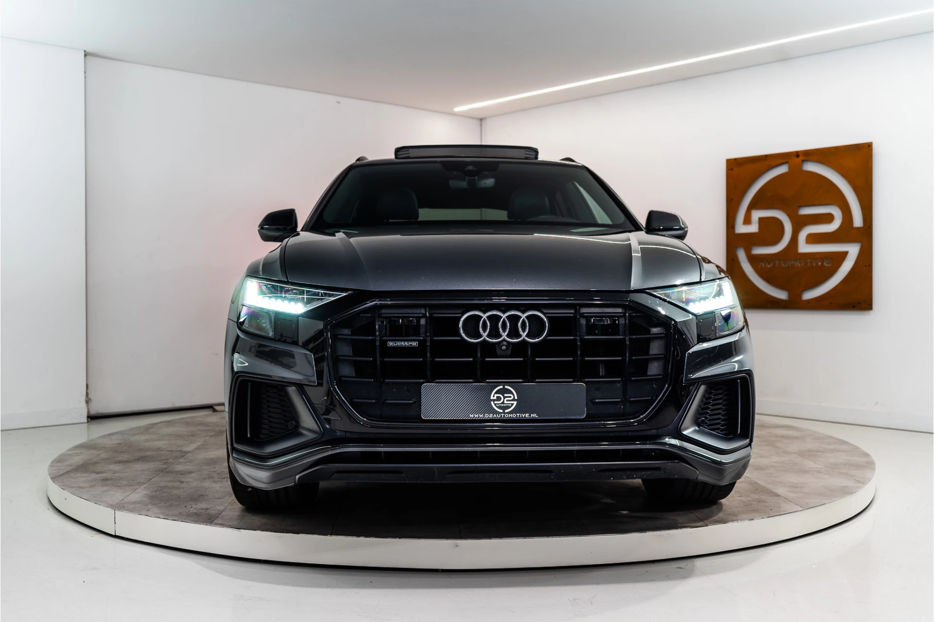 Hoofdafbeelding Audi Q8