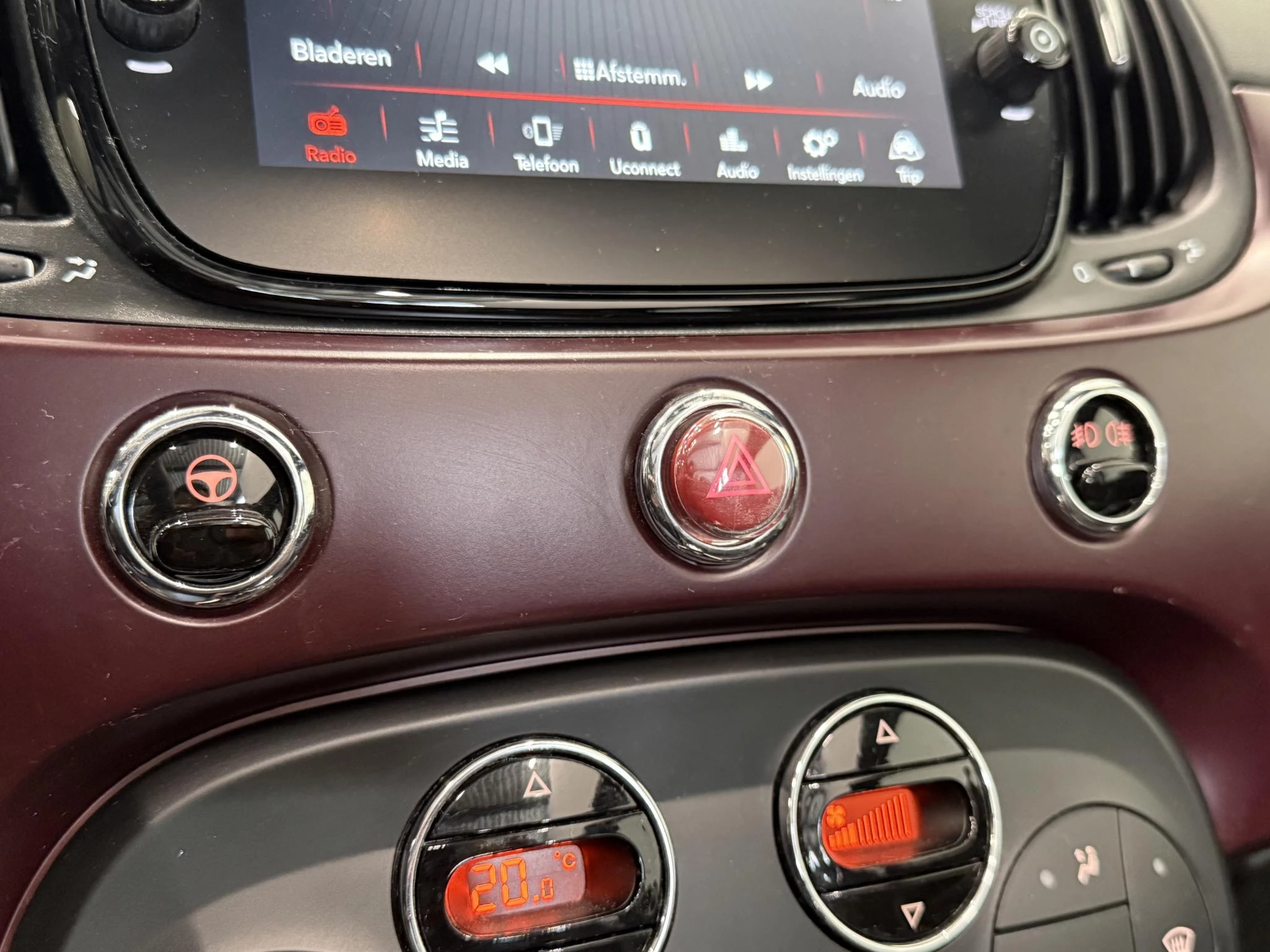 Hoofdafbeelding Fiat 500C