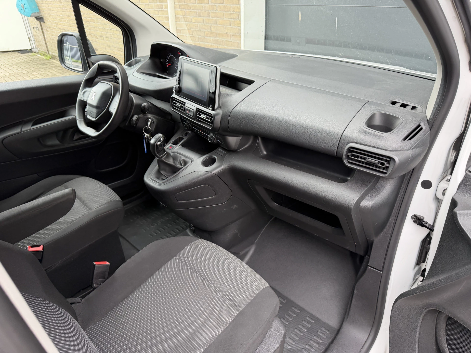 Hoofdafbeelding Peugeot Partner