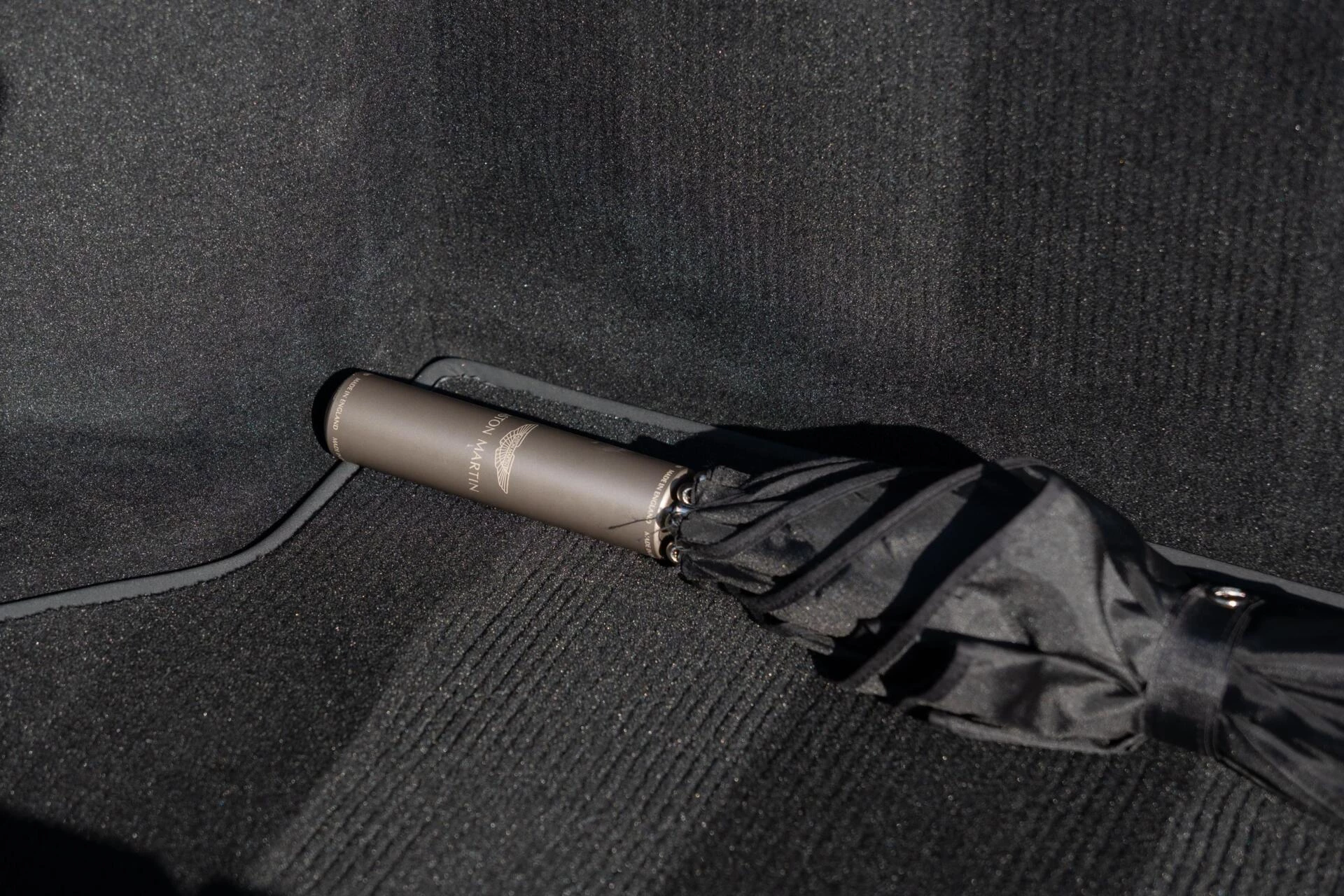 Hoofdafbeelding Aston Martin V8 Vantage