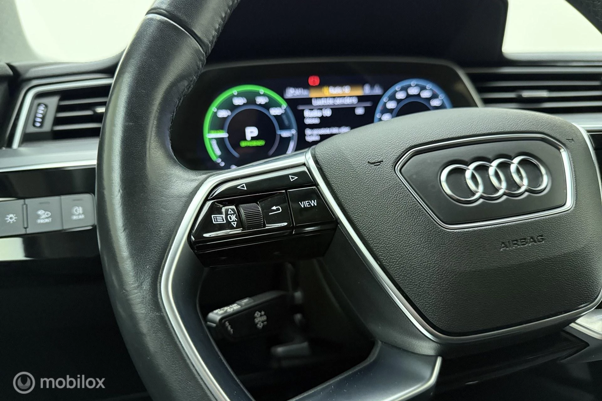 Hoofdafbeelding Audi e-tron