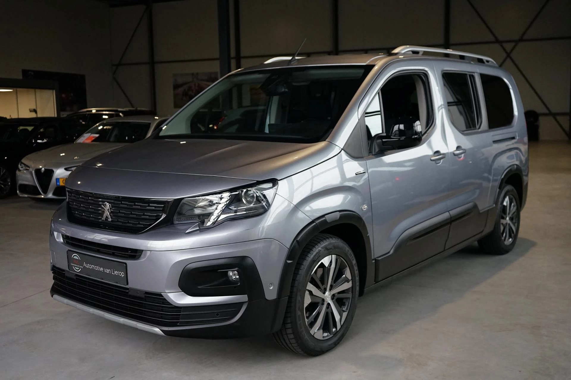Hoofdafbeelding Peugeot Rifter