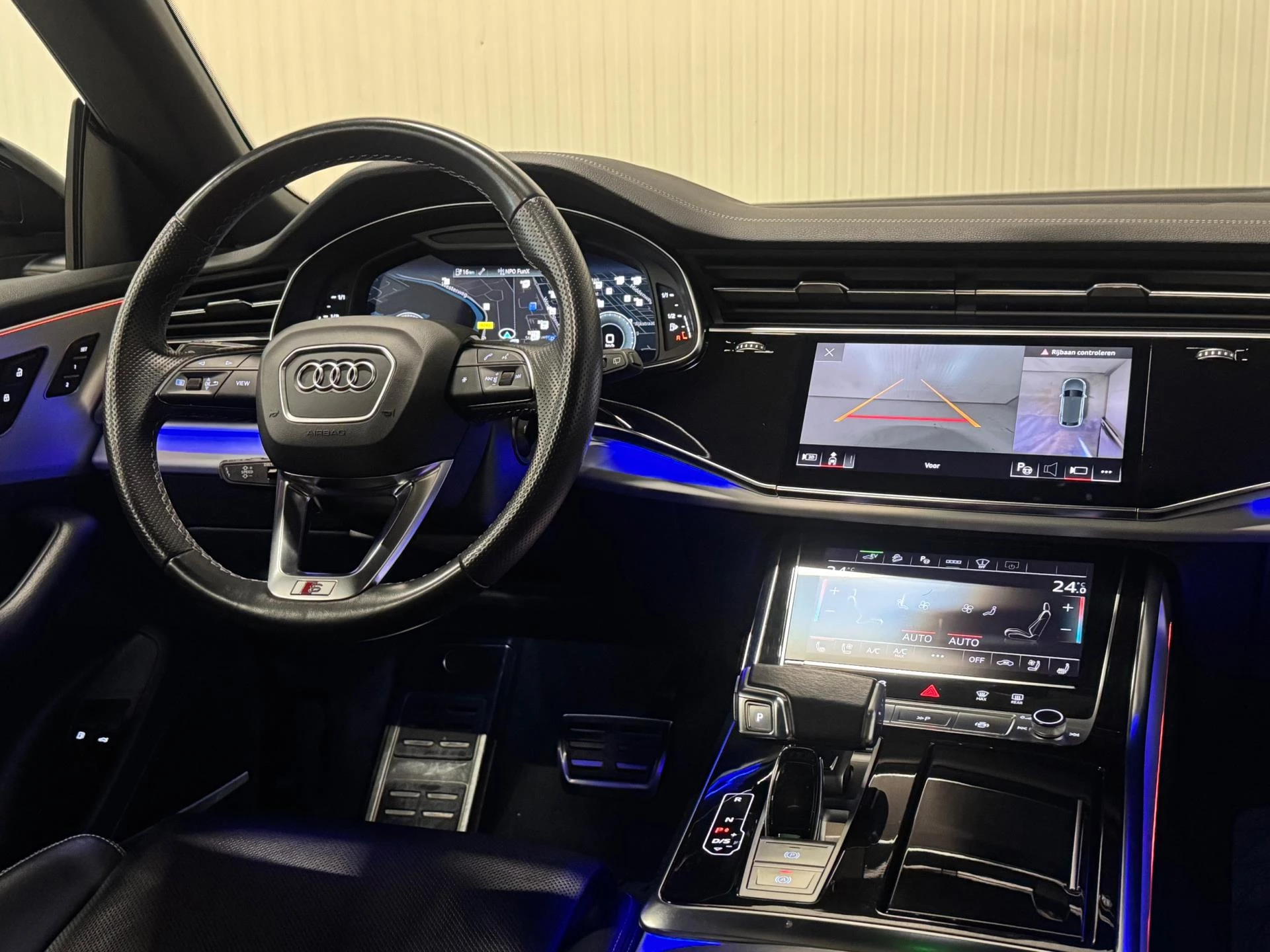 Hoofdafbeelding Audi Q8