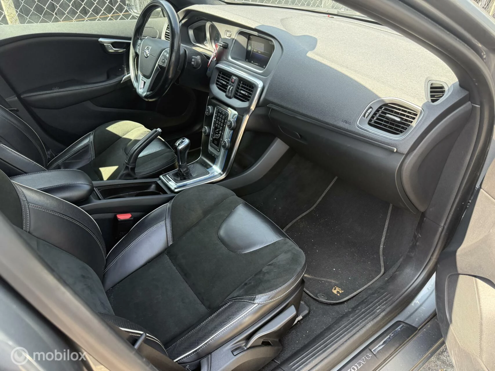 Hoofdafbeelding Volvo V40