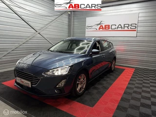 Hoofdafbeelding Ford Focus Ford Focus Wagon 1.0 EcoBoost Titanium Automaat - Garantie