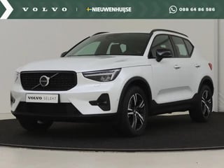 Volvo XC40 2.0 B3 Plus Dark | Trekhaak | Memory | Zitting verlengers | parkeersensoren vóór en achter | 360° camera | Google auto | Full LED | verwarmde voorstoelen en stuurwiel |