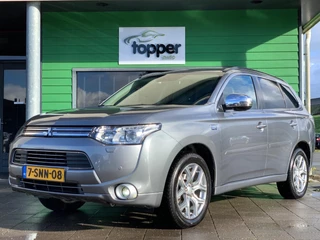 Mitsubishi Outlander 2.0 PHEV Instyle+ | PanoramaDak | Camera | Navigatie |