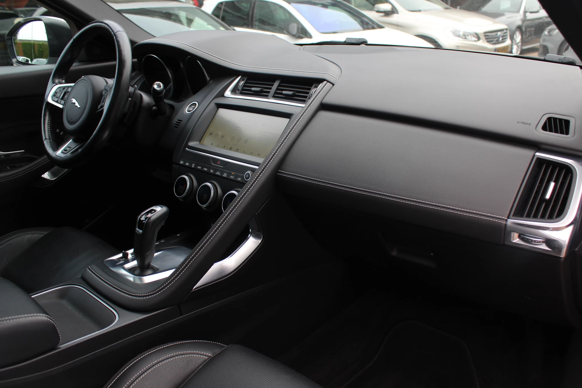 Hoofdafbeelding Jaguar E-PACE