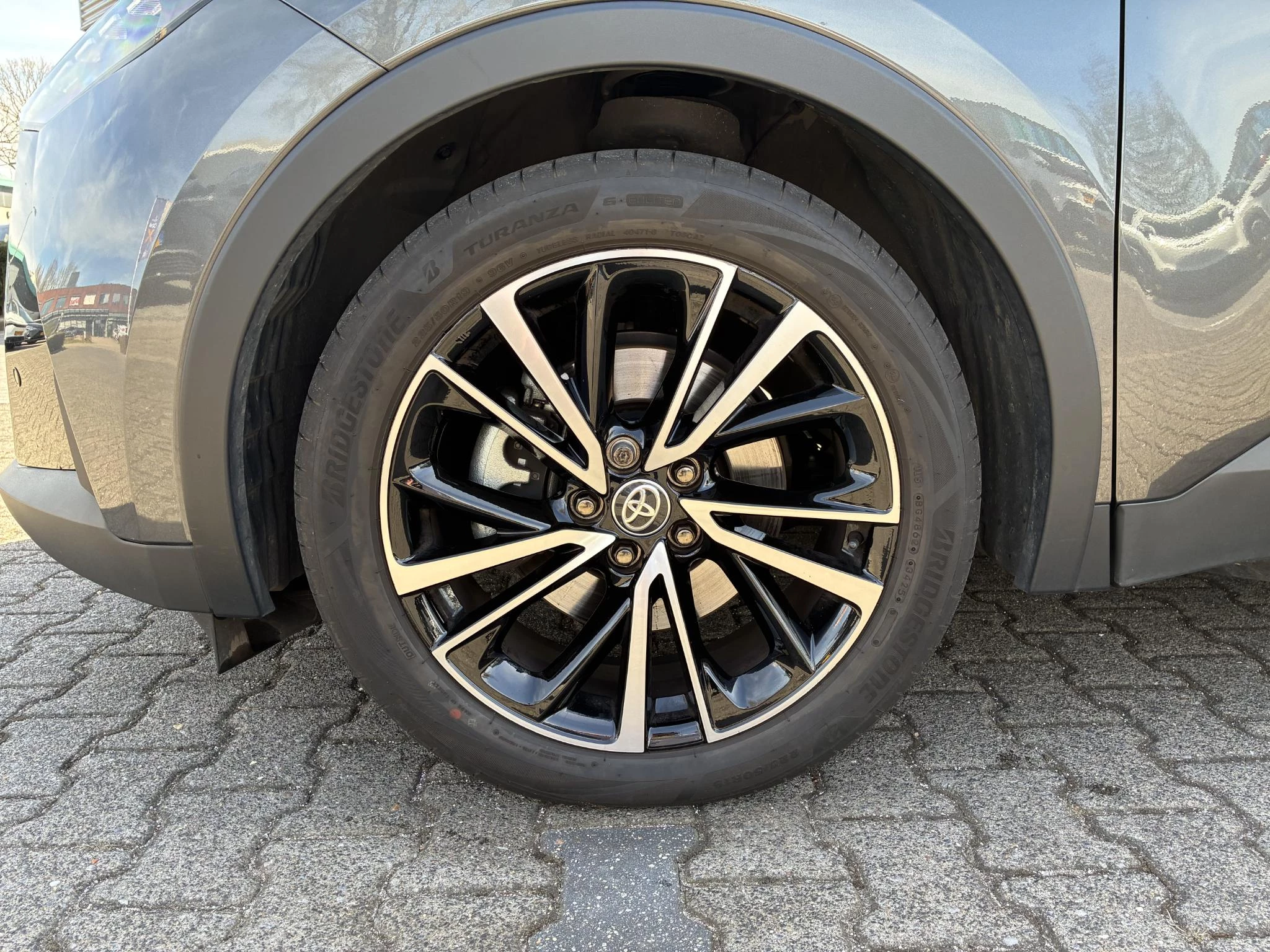 Hoofdafbeelding Toyota C-HR