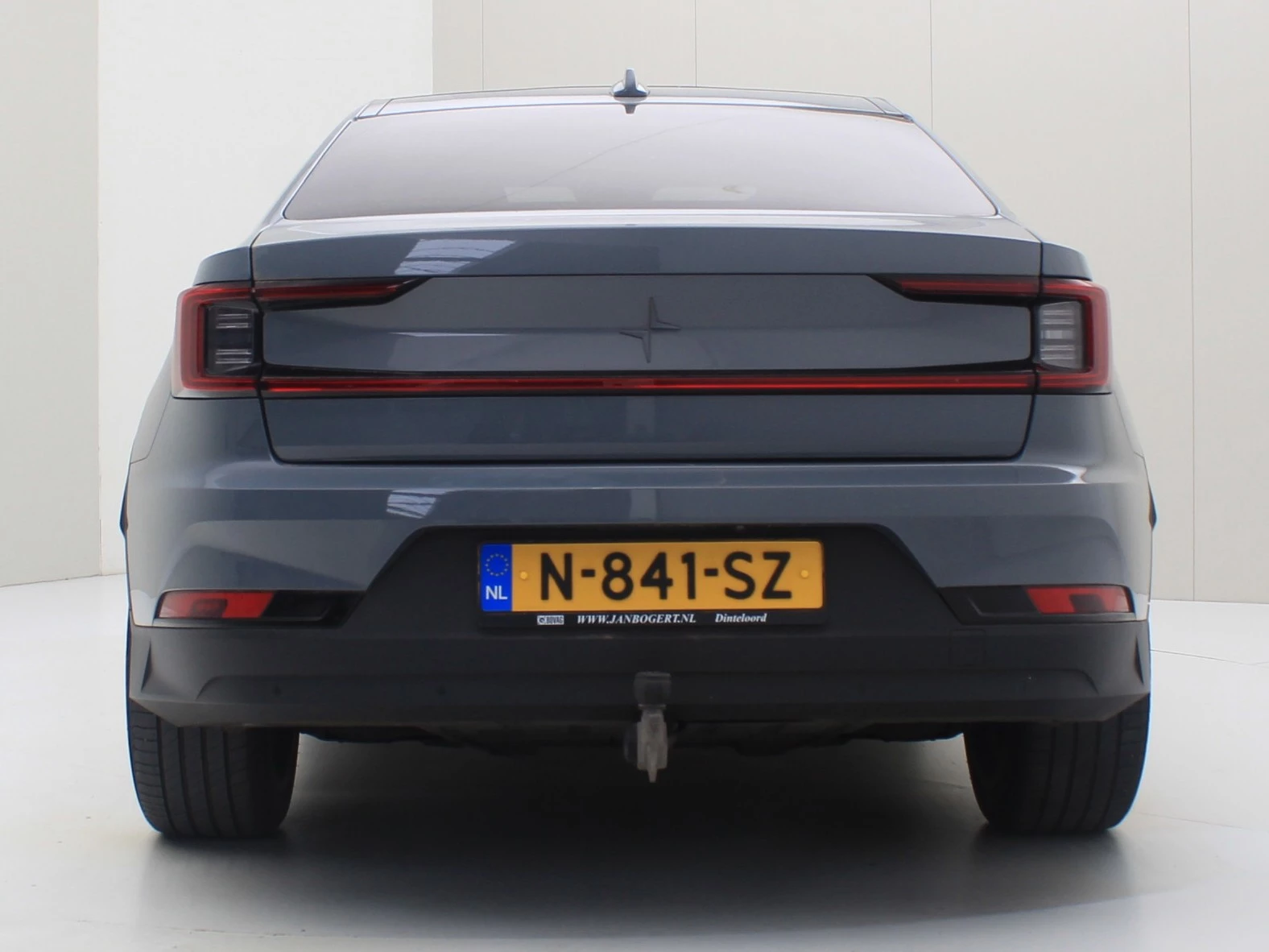 Hoofdafbeelding Polestar 2