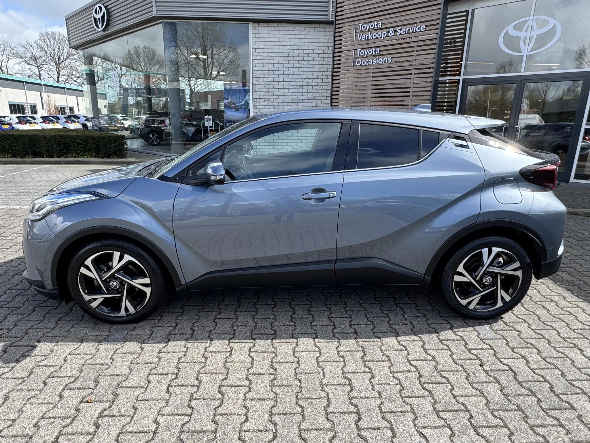 Hoofdafbeelding Toyota C-HR