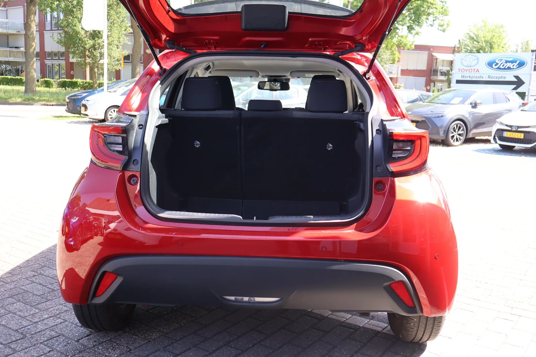 Hoofdafbeelding Toyota Yaris