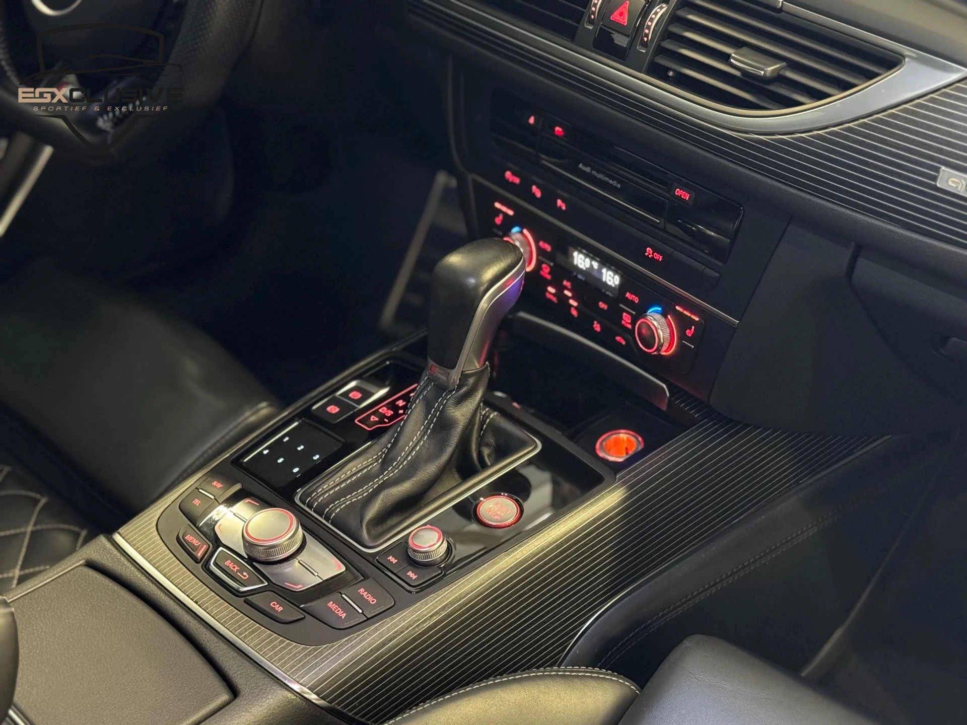 Hoofdafbeelding Audi S6