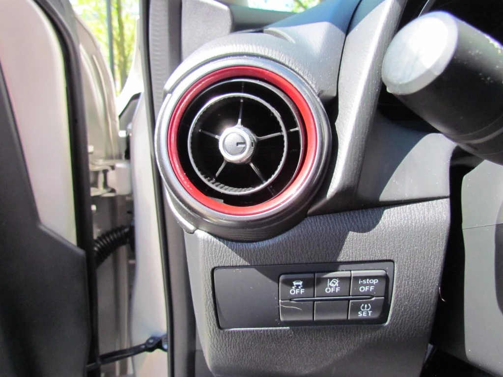Hoofdafbeelding Mazda 2