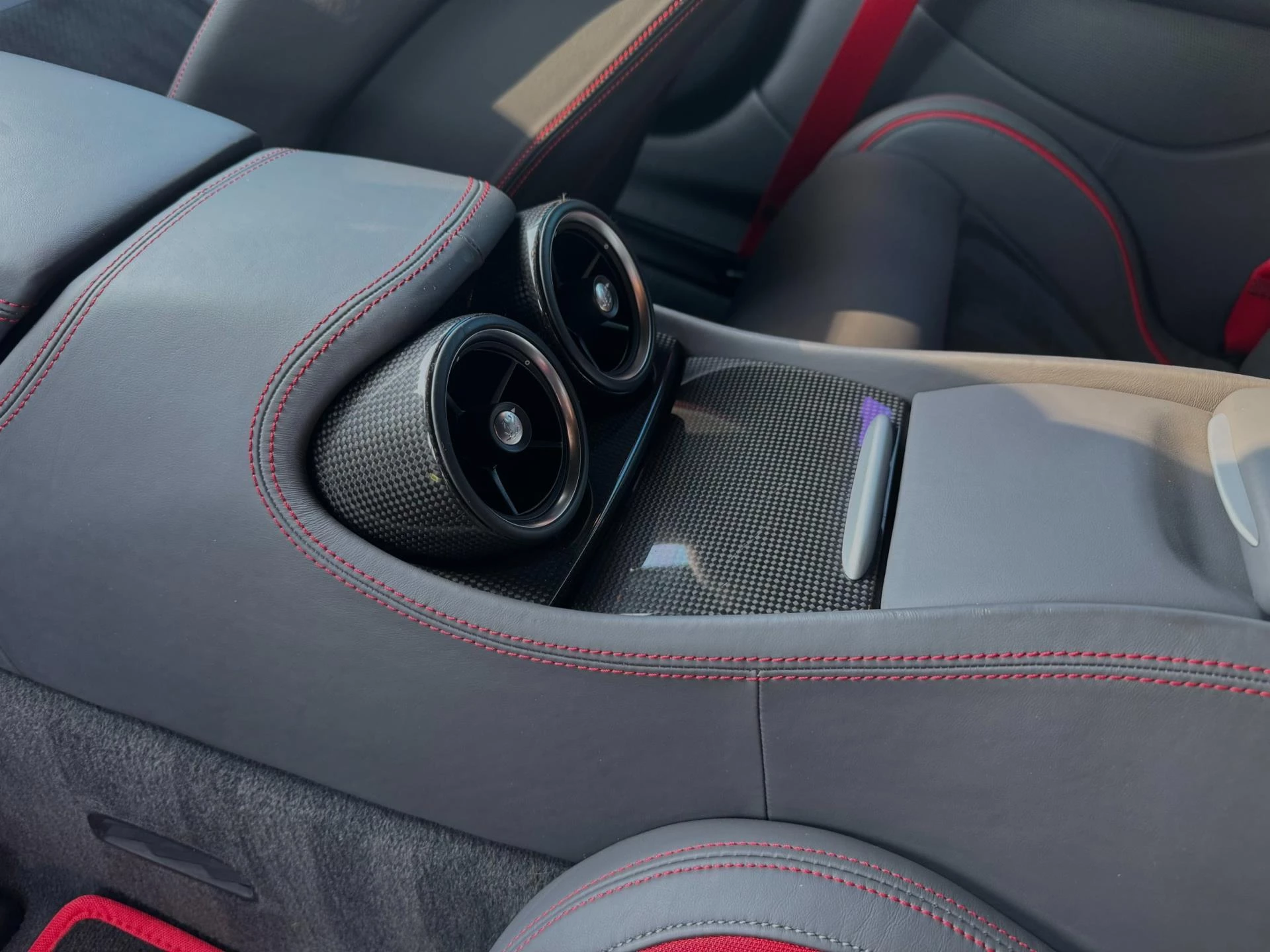 Hoofdafbeelding Ferrari FF