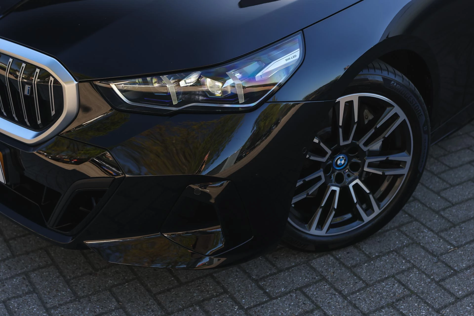 Hoofdafbeelding BMW i5