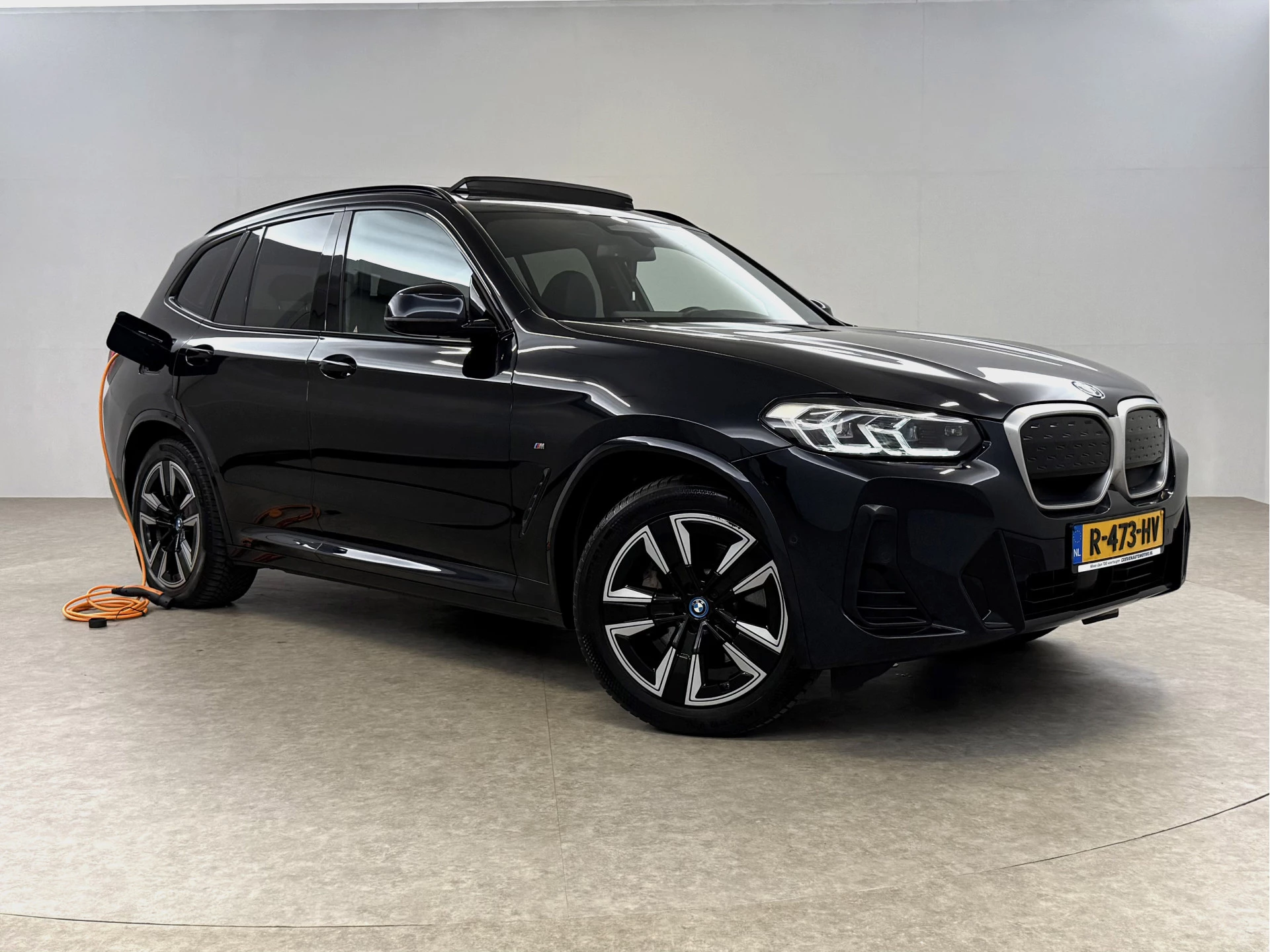 Hoofdafbeelding BMW iX3