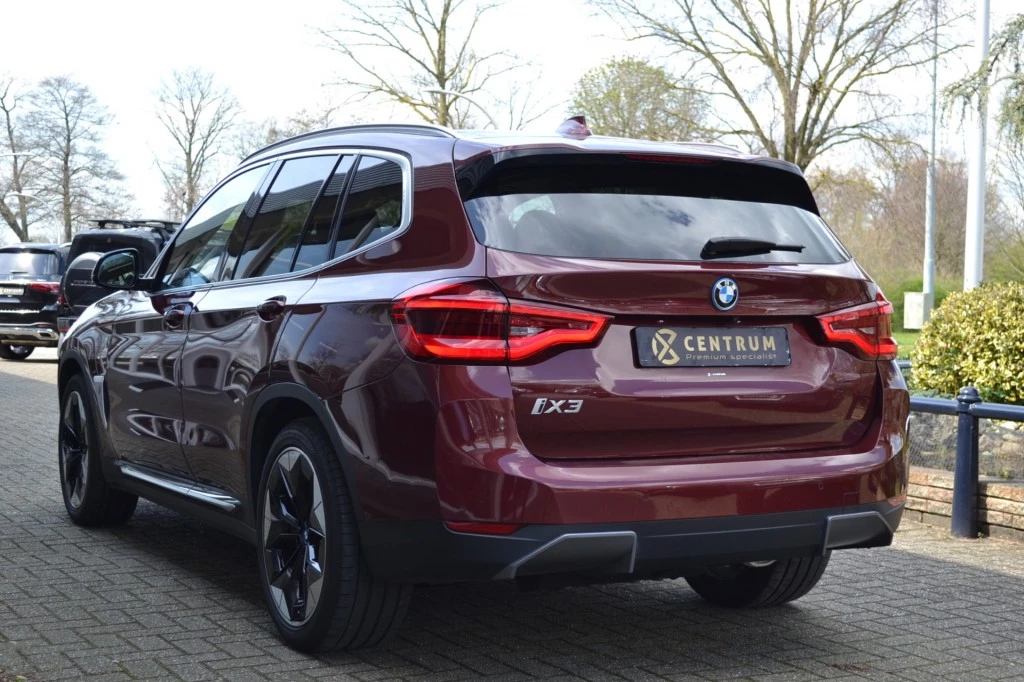 Hoofdafbeelding BMW iX3