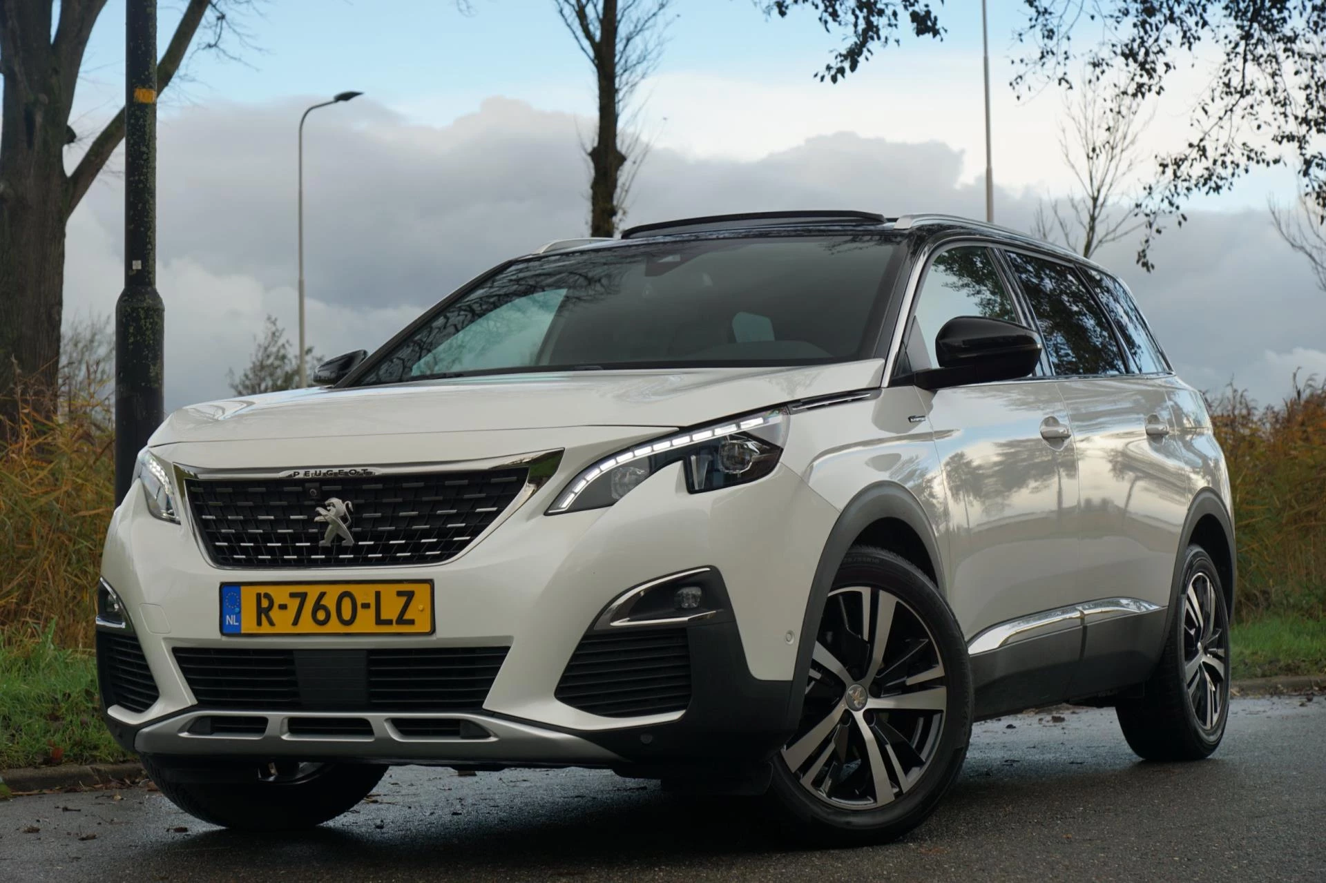 Hoofdafbeelding Peugeot 5008