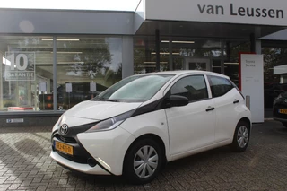 Toyota Aygo 1.0 VVT-i X-FUN AIRCO EL-RAMEN LED DAGRIJVERLICHTING CENTRALE PORTIERVERGR.