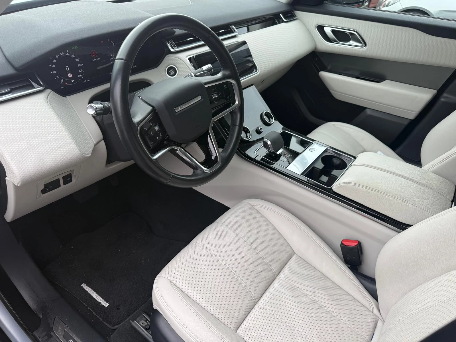 Hoofdafbeelding Land Rover Range Rover Velar