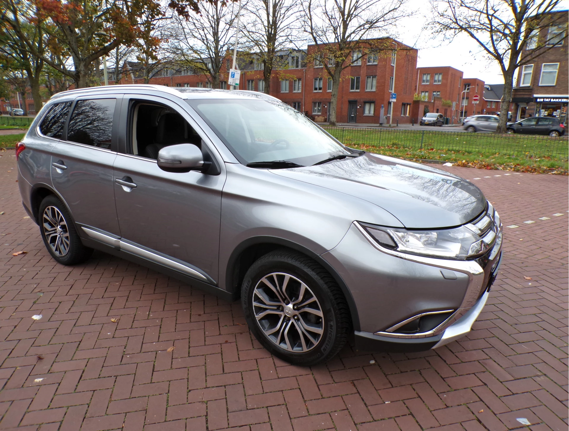 Hoofdafbeelding Mitsubishi Outlander