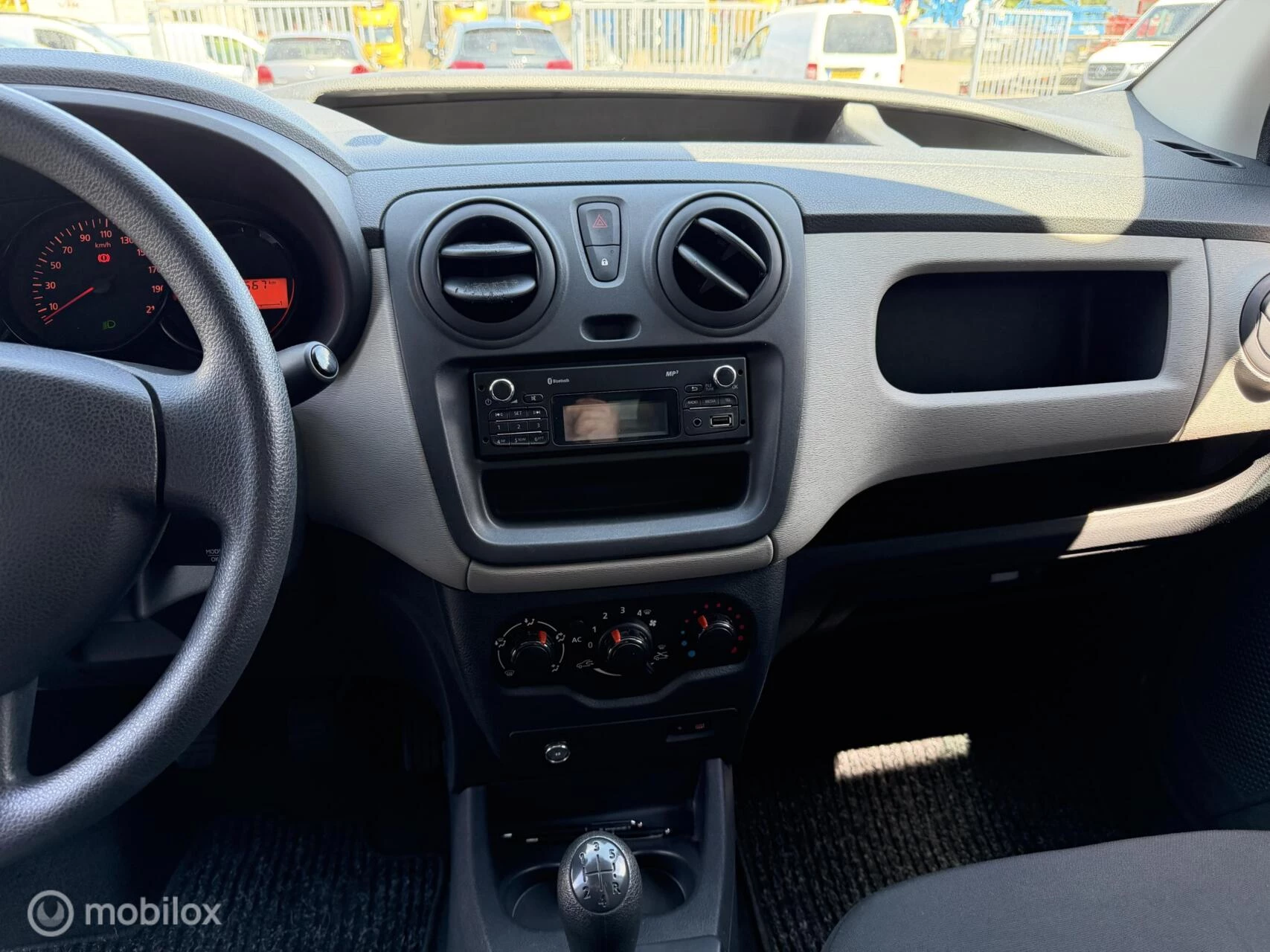 Hoofdafbeelding Dacia Dokker