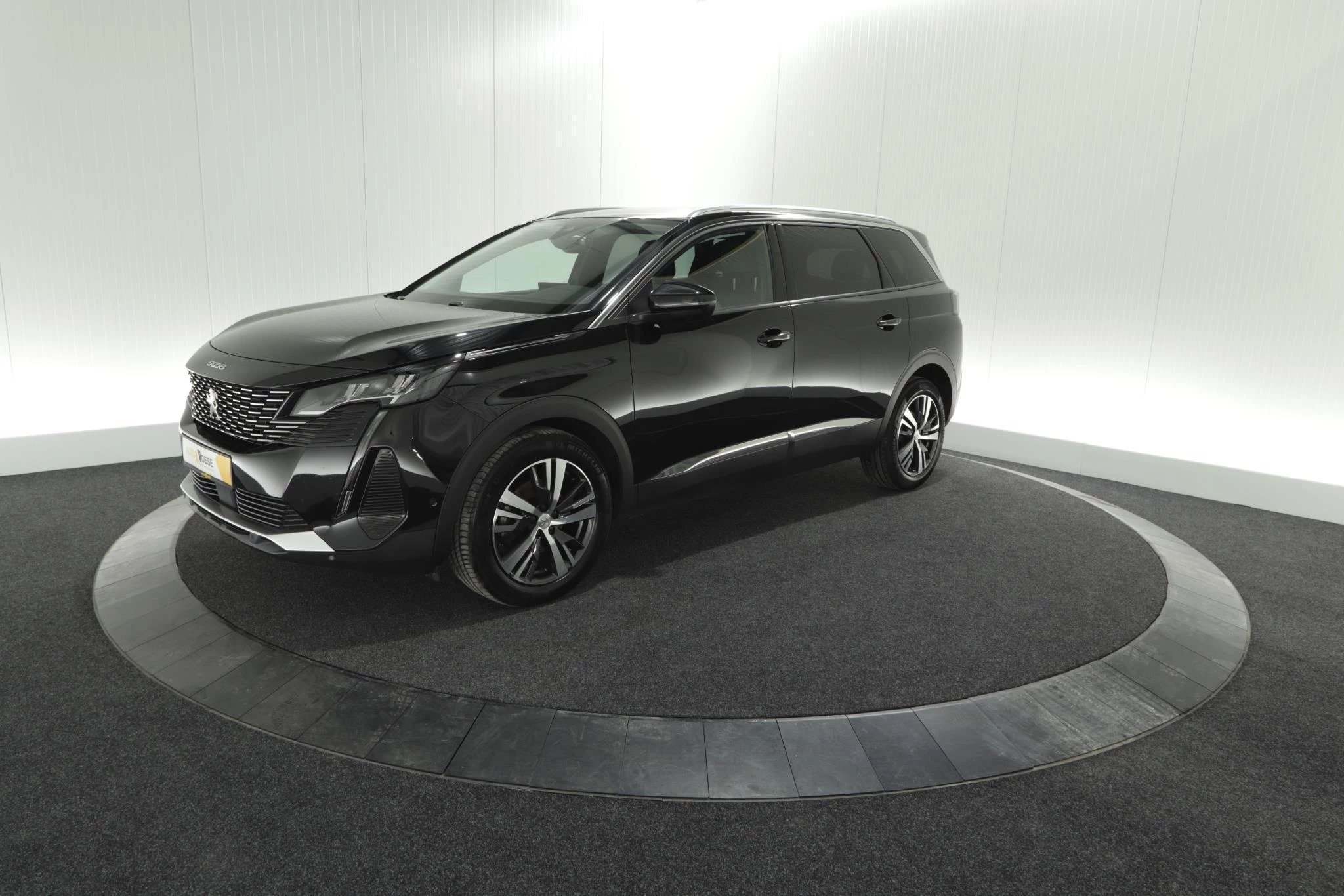 Hoofdafbeelding Peugeot 5008