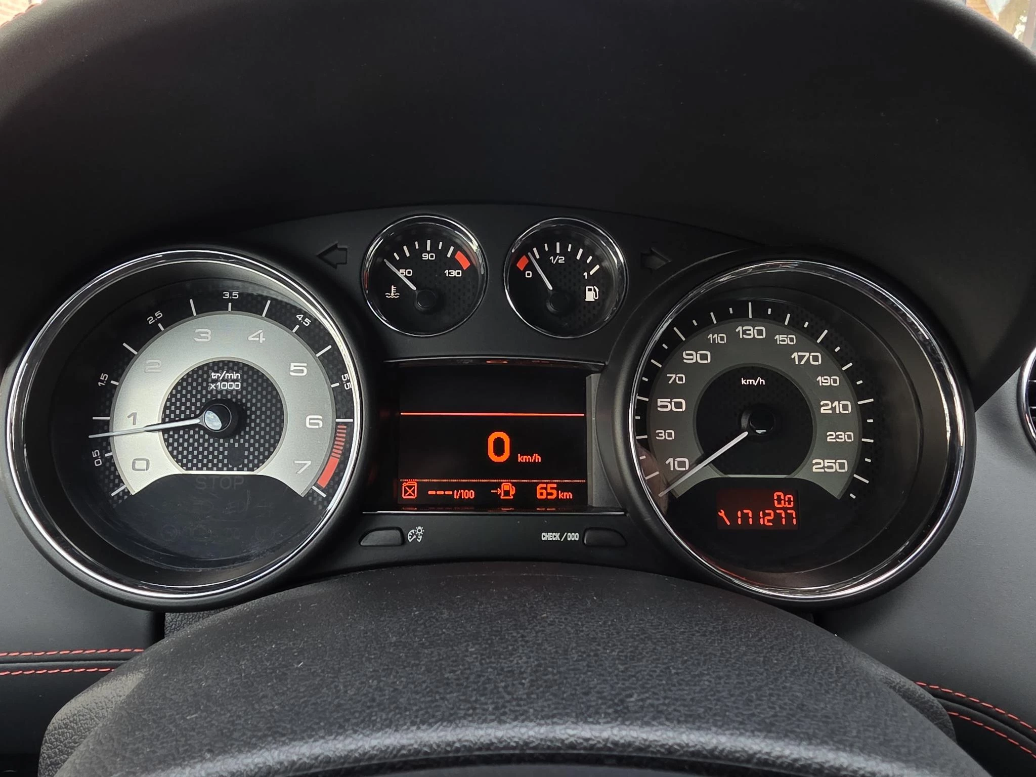 Hoofdafbeelding Peugeot RCZ