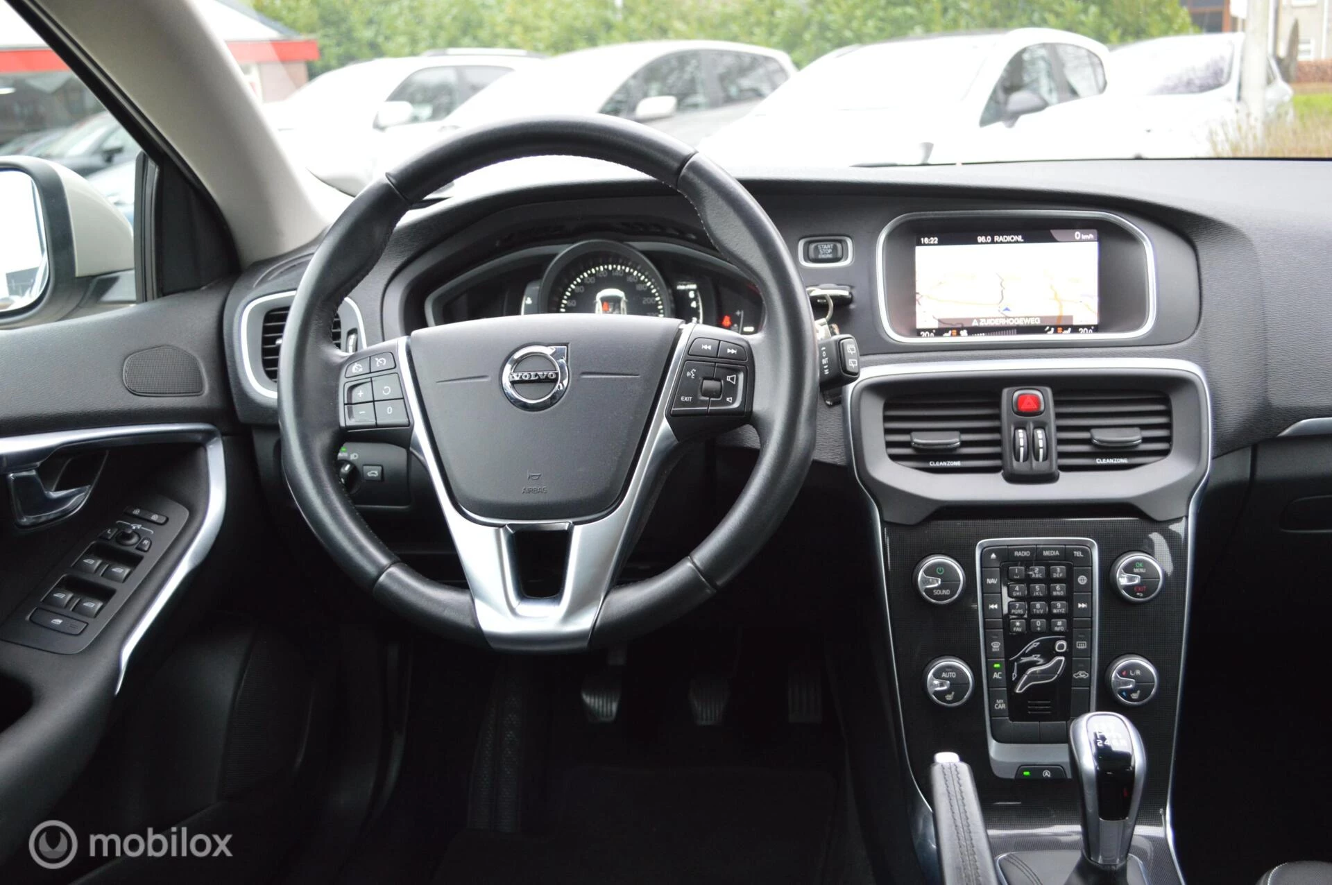 Hoofdafbeelding Volvo V40