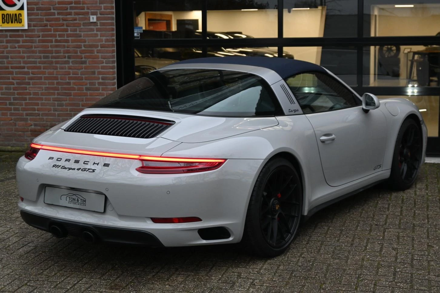 Hoofdafbeelding Porsche 911