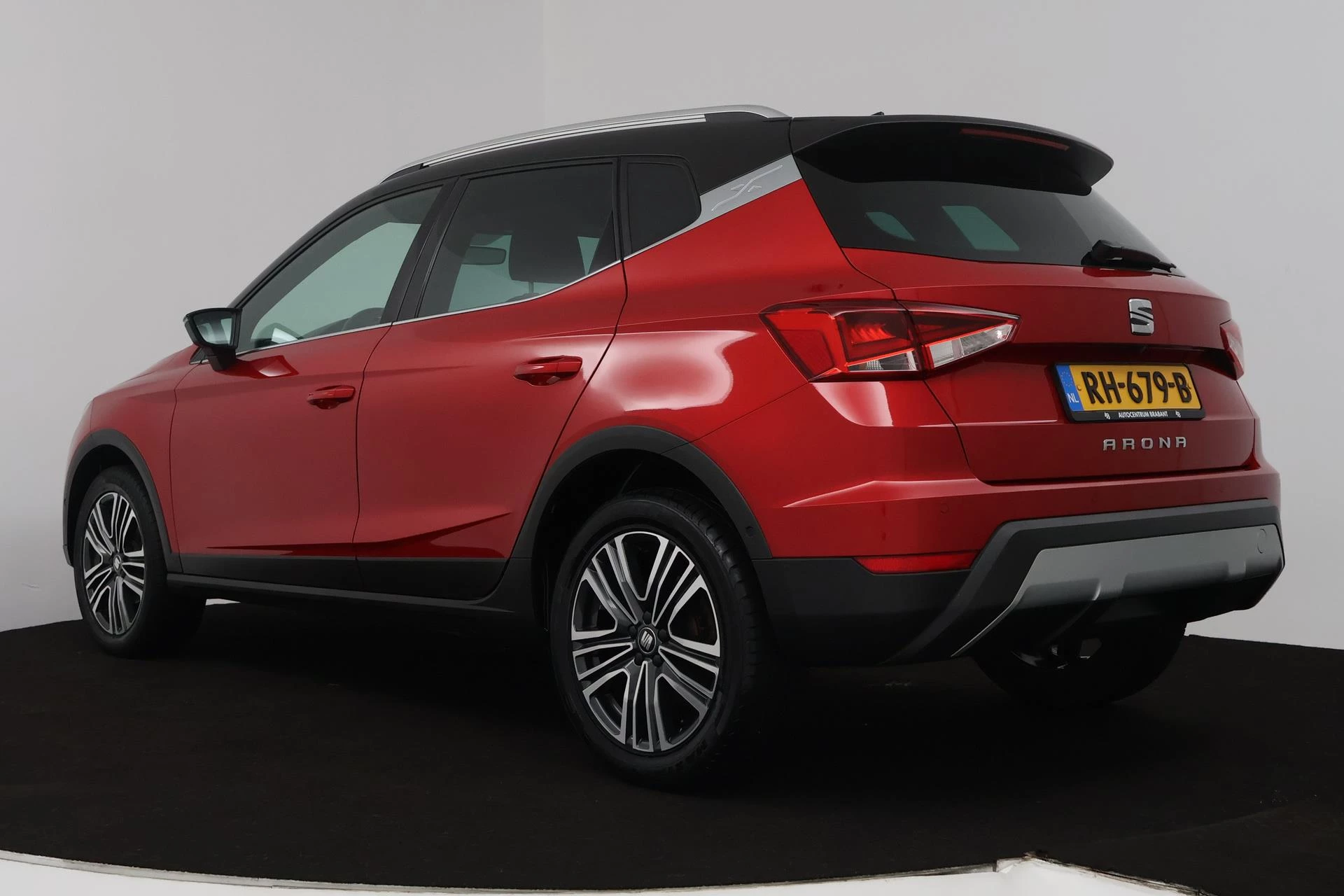 Hoofdafbeelding SEAT Arona