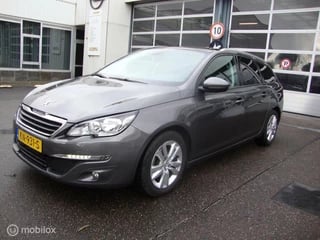 Peugeot 308 SW 1.2 PureTech Blue Lease Executive  134571 km + N.A.P