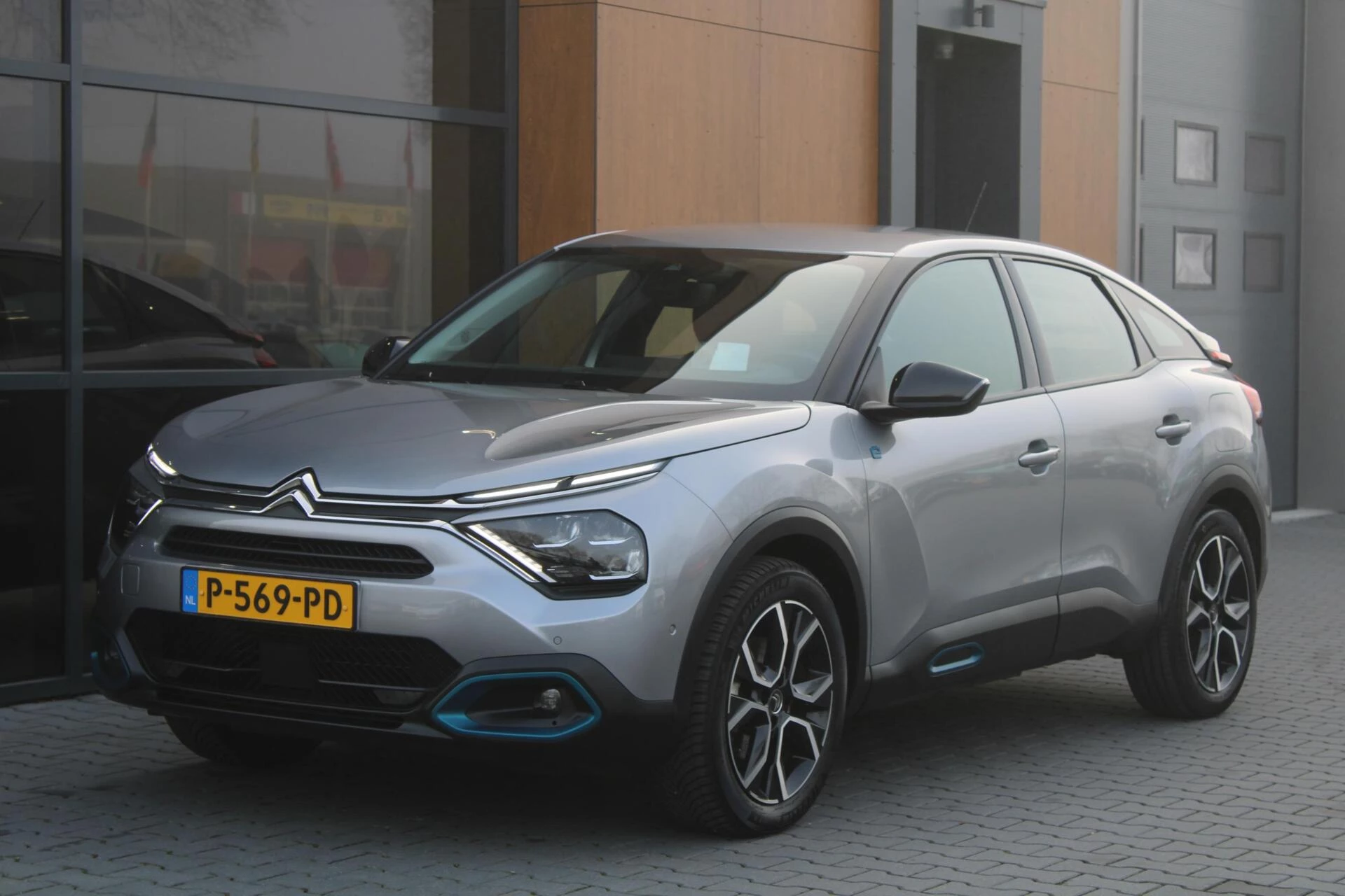 Hoofdafbeelding Citroën ë-C4