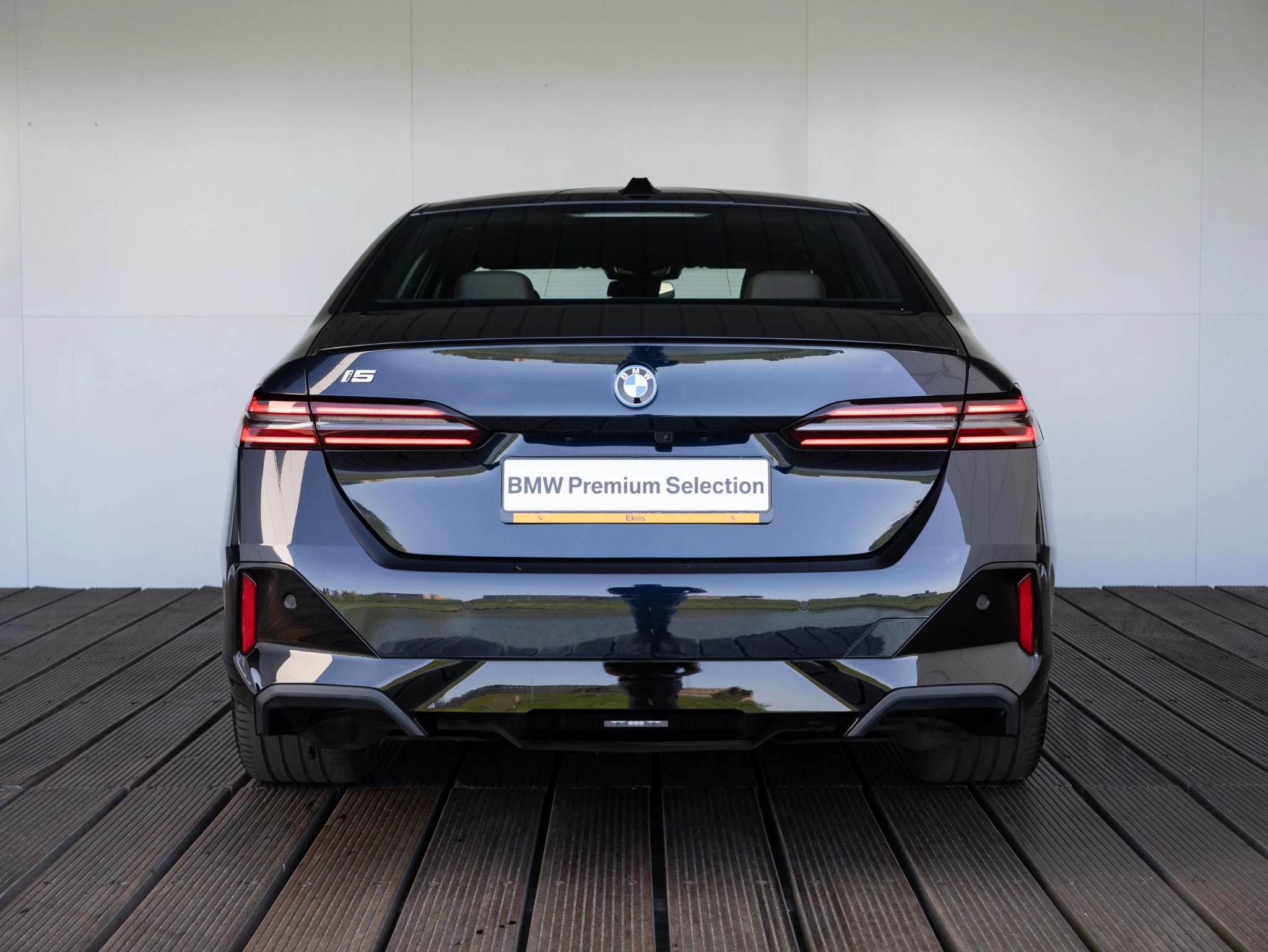 Hoofdafbeelding BMW i5
