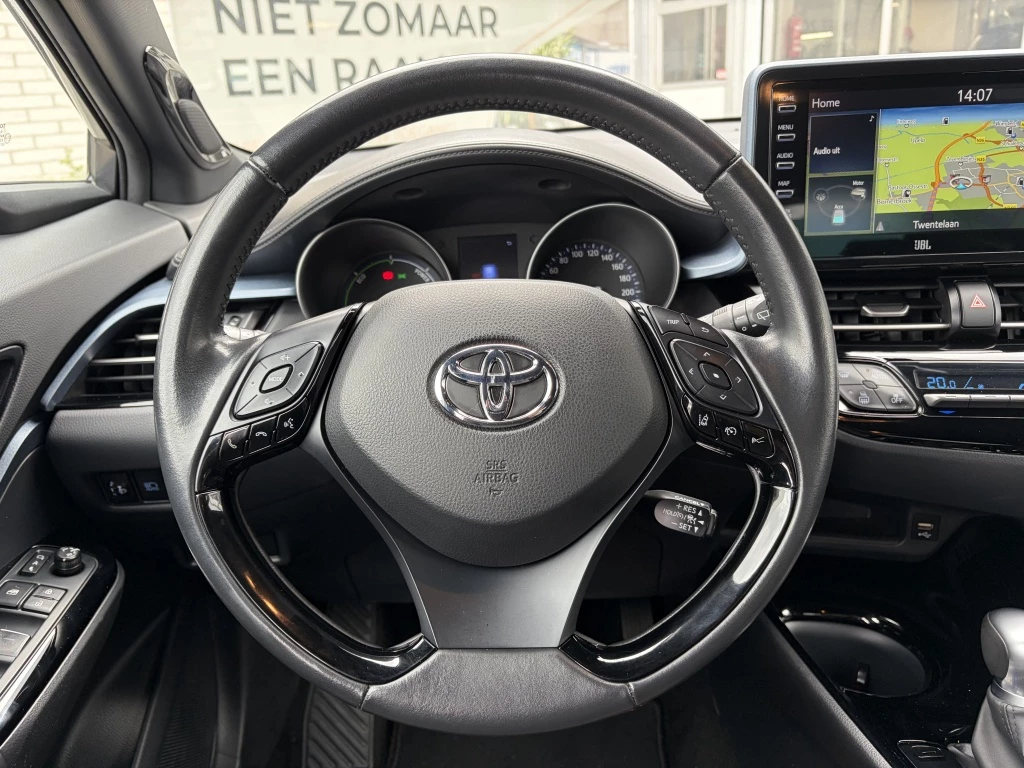 Hoofdafbeelding Toyota C-HR