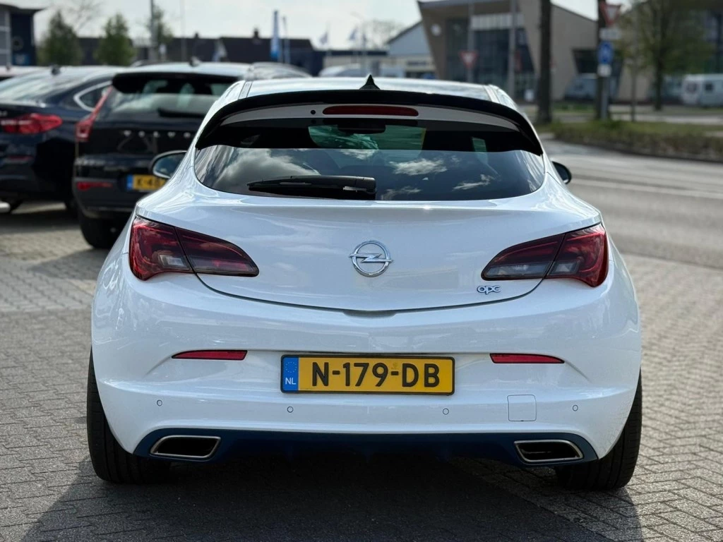 Hoofdafbeelding Opel Astra