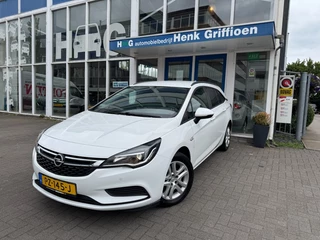 Hoofdafbeelding Opel Astra Opel Astra 1.0 Edition Sports Tourer I Camera I Cruise Control I Navigatie I PDC