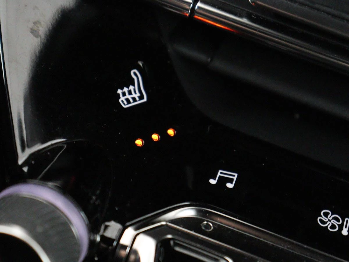 Hoofdafbeelding Peugeot e-2008