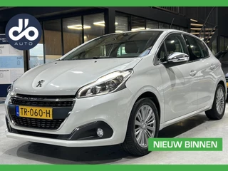 Hoofdafbeelding Peugeot 208 Peugeot 208 1.2 82pk 5-DRS PureTech Allure SET WINTERBANDEN GRATIS I NAVI I PDC I TREKHAAK I ORG.NL + NAP