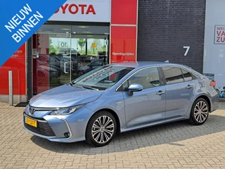 Toyota Corolla Sedan 1.8 Hybrid First Edition NAVIGATIE ADAPTIVE CRUISE CONTROL ACHTERUITRIJCAMERA