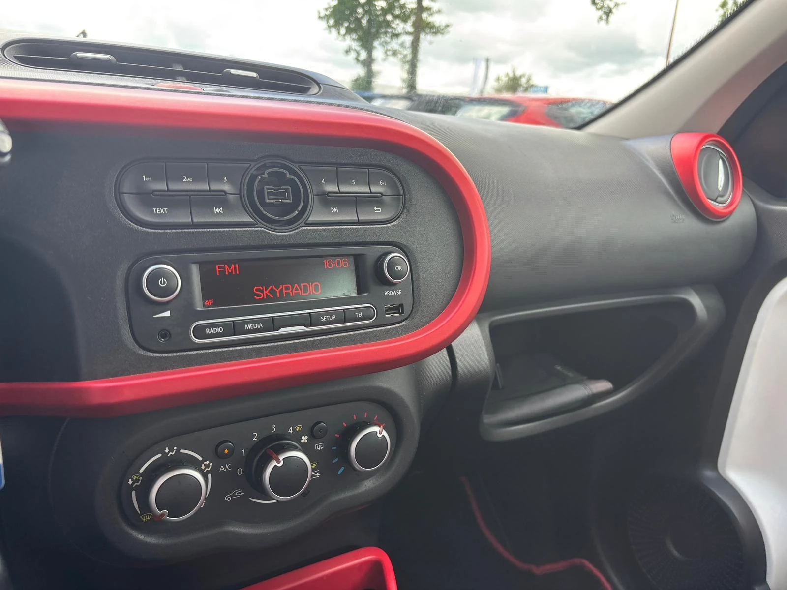 Hoofdafbeelding Renault Twingo