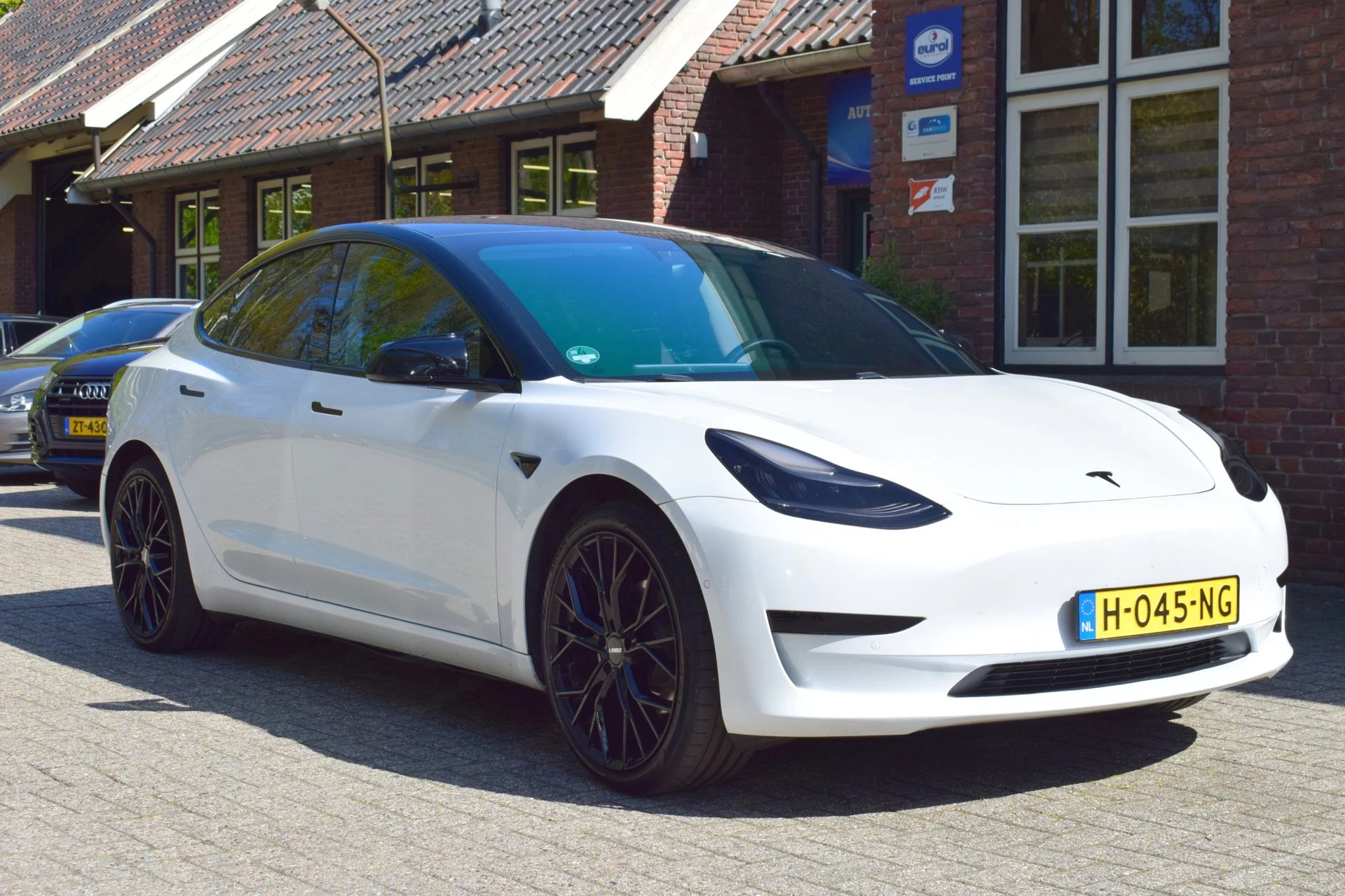Hoofdafbeelding Tesla Model 3