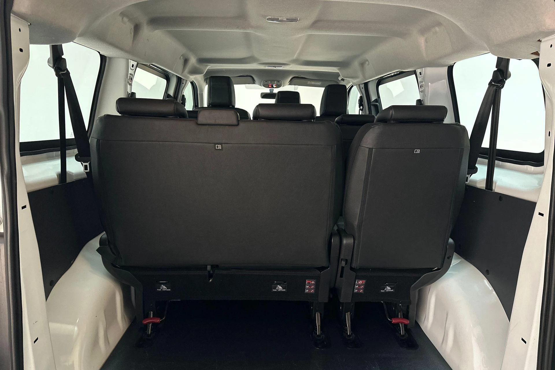Hoofdafbeelding Peugeot Traveller