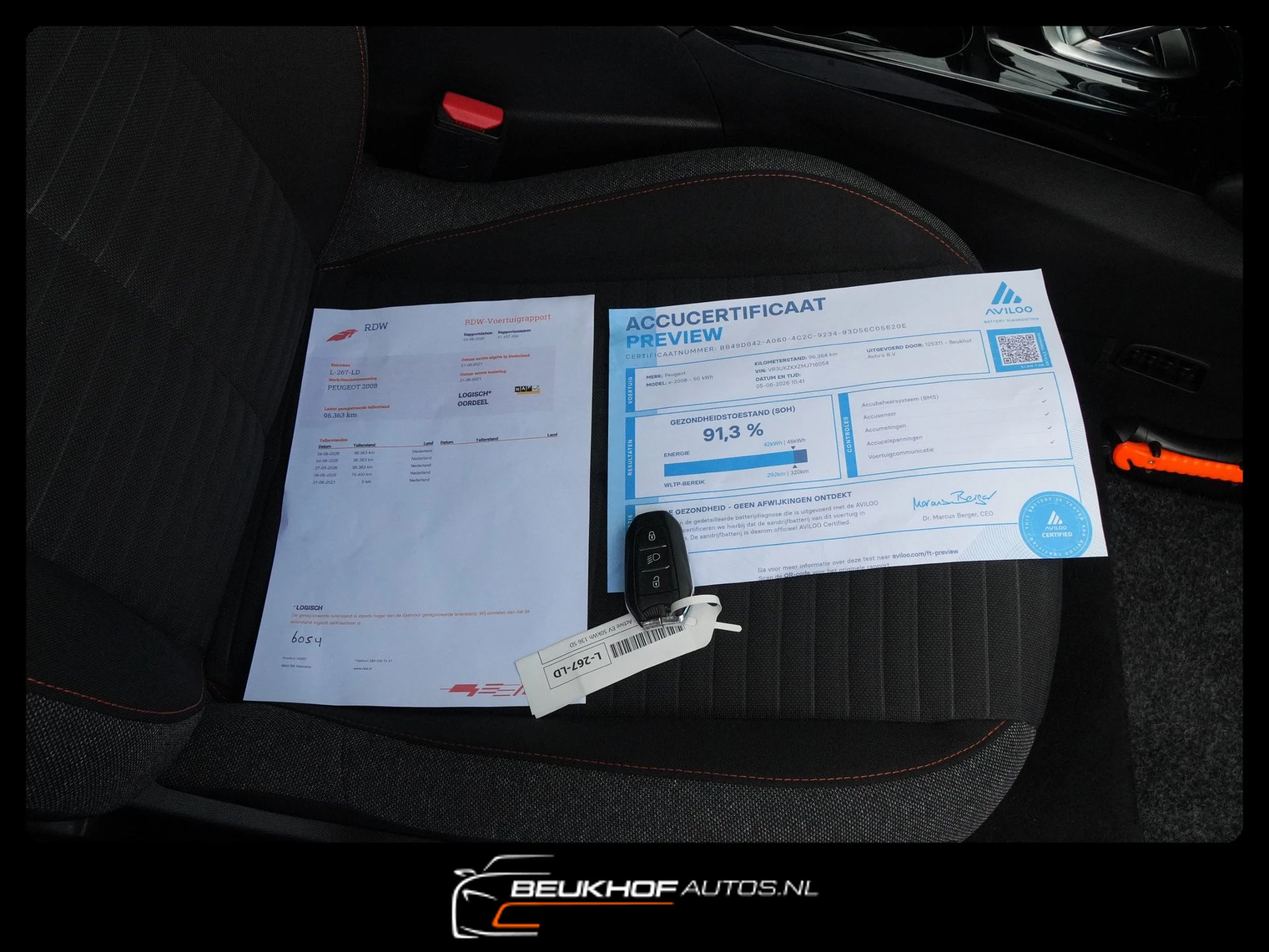 Hoofdafbeelding Peugeot e-2008
