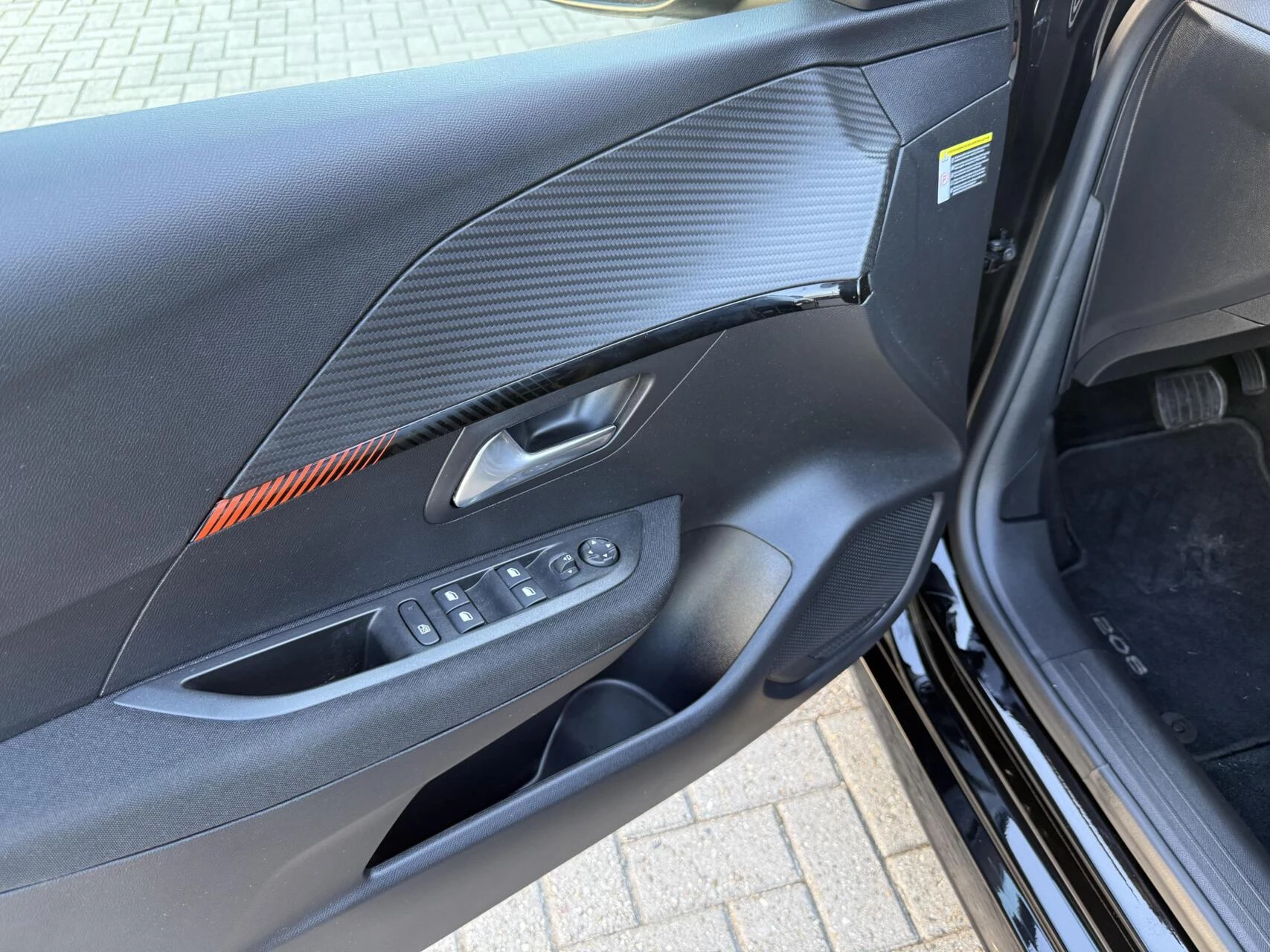 Hoofdafbeelding Peugeot e-208