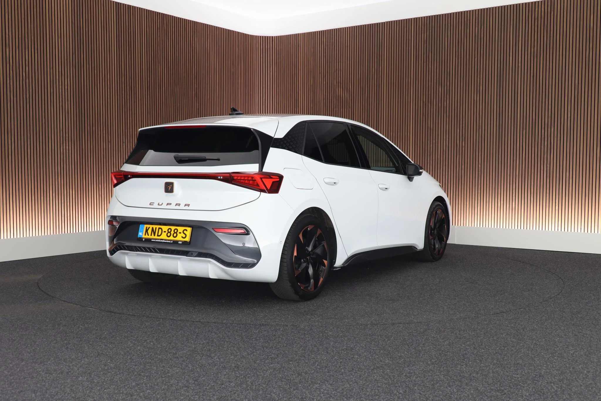 Hoofdafbeelding CUPRA Born