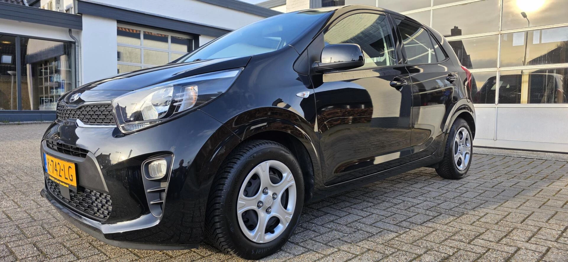 Hoofdafbeelding Kia Picanto